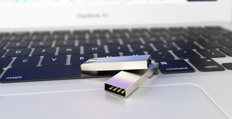 Clés USB USB023